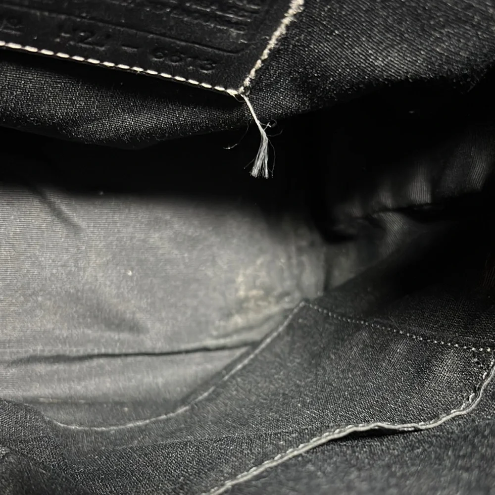 Coach Black Grey Signature Backpack 8”Lx10”Hx4.75W Silver Metal Clip GUC 2002 - Picture 12 of 17